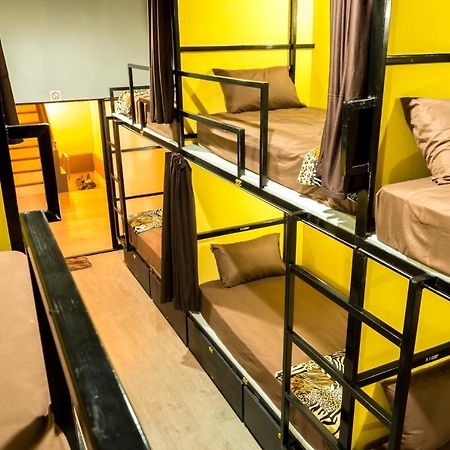 Iris Hostel Chiang Mai Bagian luar foto