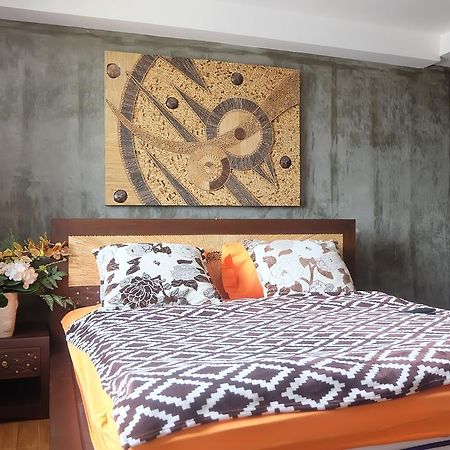 Iris Hostel Chiang Mai Bagian luar foto