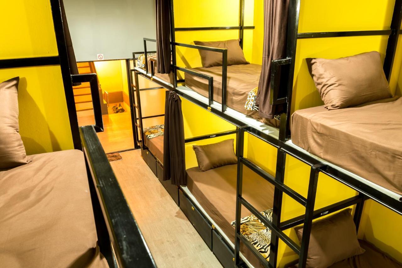 Iris Hostel Chiang Mai Bagian luar foto