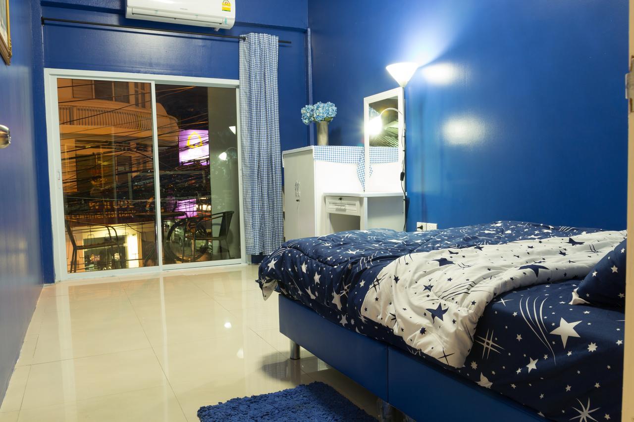 Iris Hostel Chiang Mai Bagian luar foto