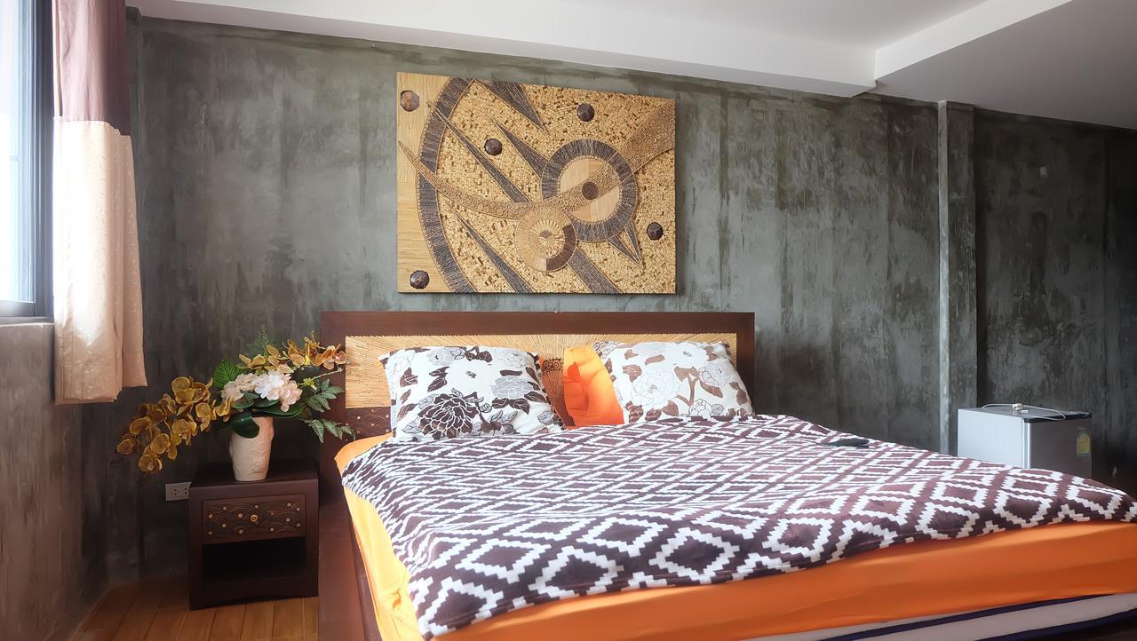 Iris Hostel Chiang Mai Bagian luar foto