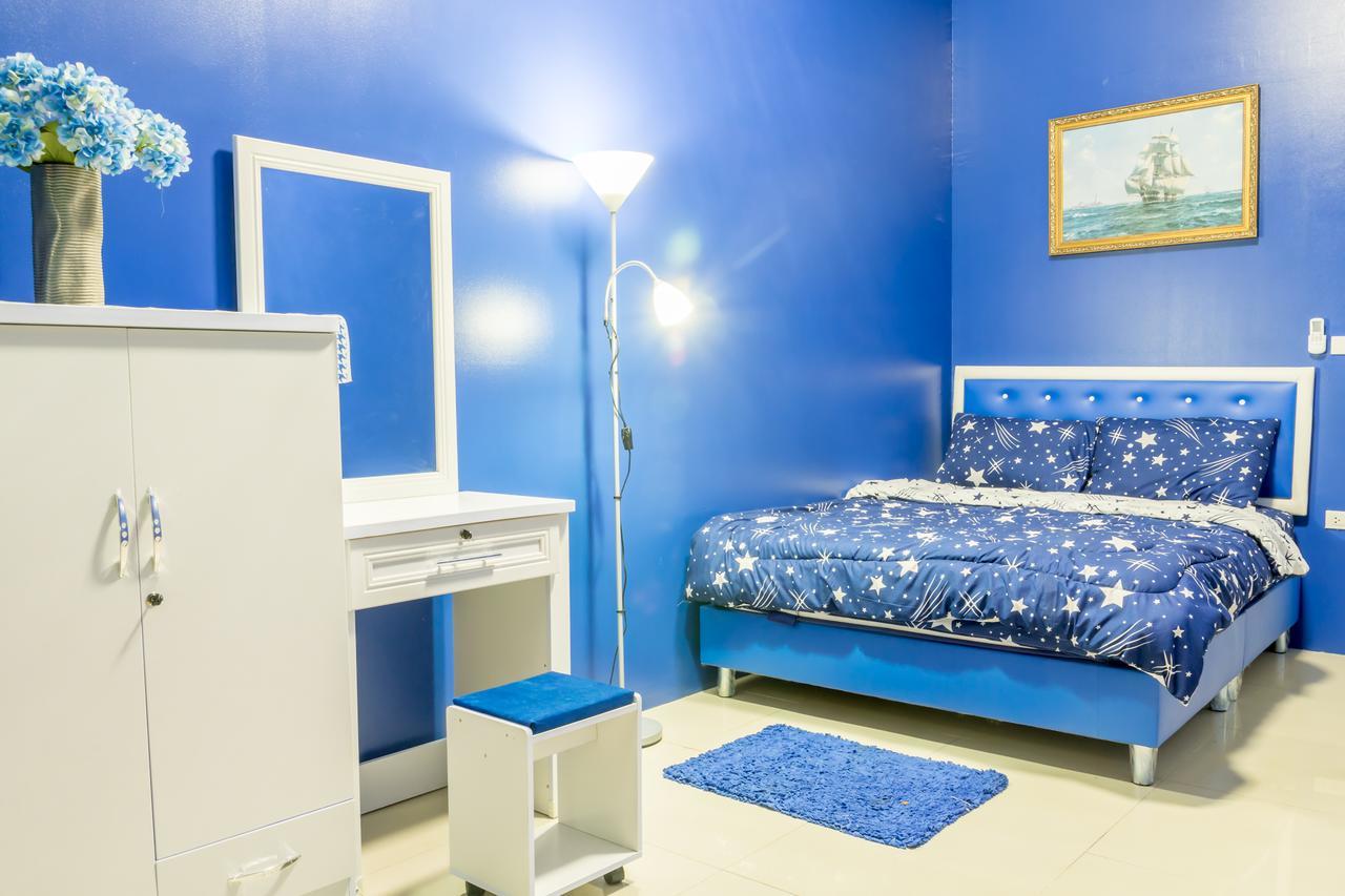 Iris Hostel Chiang Mai Bagian luar foto